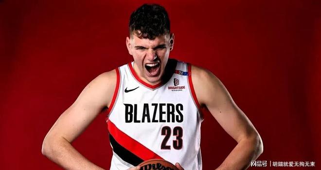 波特兰开拓者发布备战花絮，冲刺阶段调整名单，CBA季后赛任务艰巨，医务组通报恢复的简单介绍